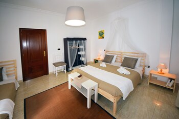 Casa Emblematica Armonia Guestroom