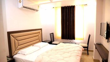 Hotel Lokpriya Inn Guestroom