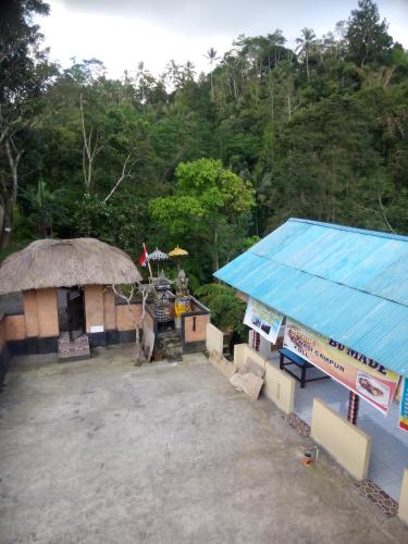 Warung Bu Made 