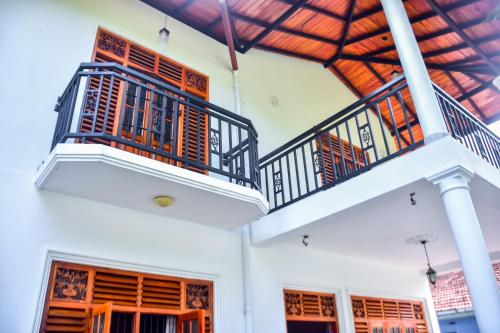 Pleasure Home 