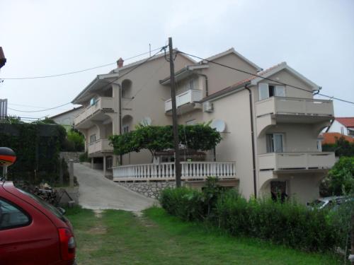 Apartments Desanka Hotel Description