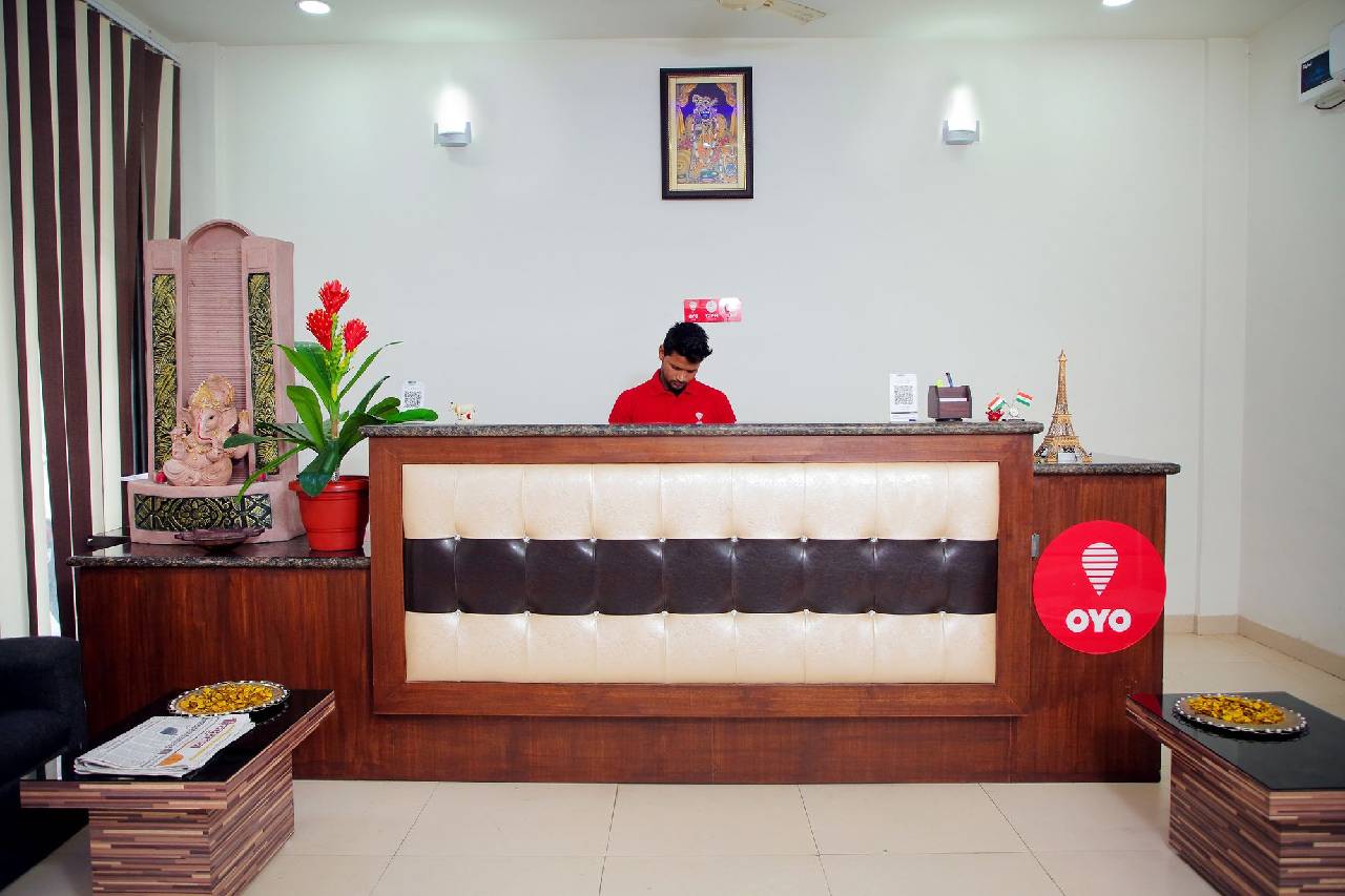 Oyo 9135 Shree Krishna Hotel 