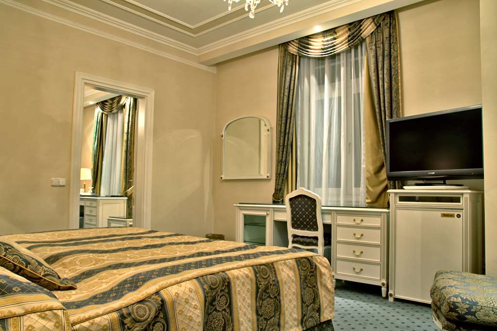 Esplanade Spa & Golf Resort (اسپلاناد اسپا و گلف ریزورت) Room 2_TOP CCL Hotel Esplanade Spa and Golf Resort Marienbad