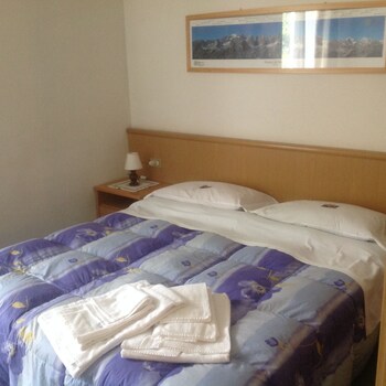 Hotel El Paso Guestroom