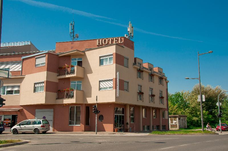 Vigor Hotel General view