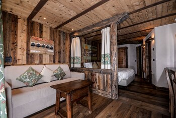 Hotel Du Grand Paradis & Wellness La Baita Guestroom