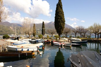 Barchi Resort Marina