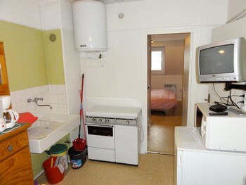 Apartment Rue De Kembs 5 In-Room Kitchen