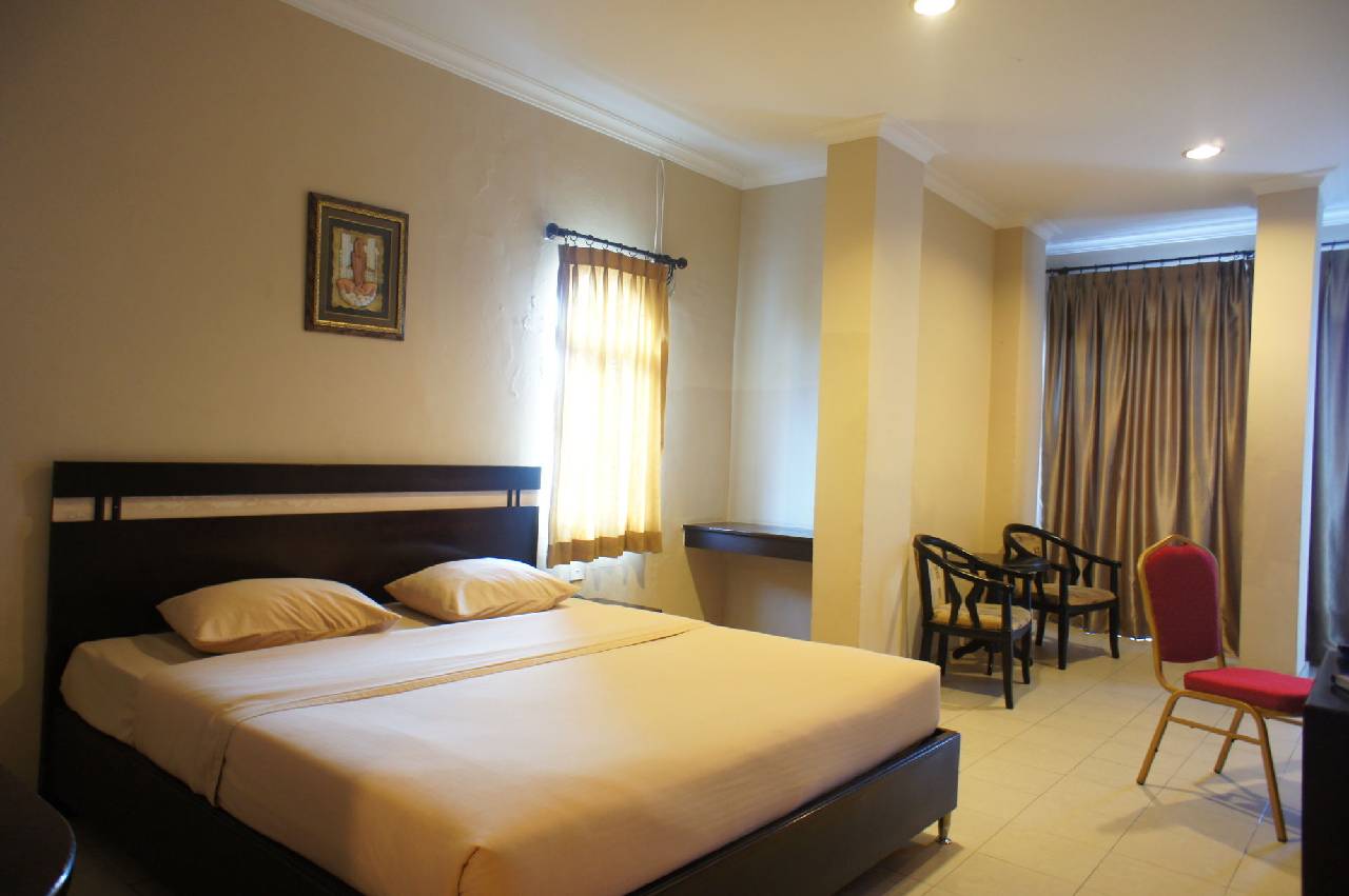 Sky View Hotel (اسکای ویو هتل) 