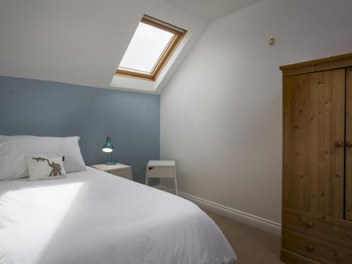 5 Chichester Court Kingsbridge 