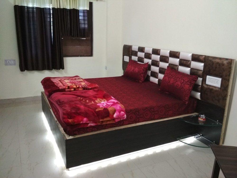 Hotel Pragati Palace 