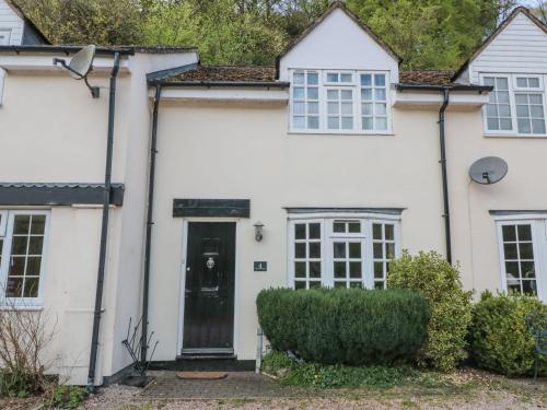 4 Wye Rapids Cottages Ross On Wye (۴ وی راپیدس كوتاجس روس آن وی) 