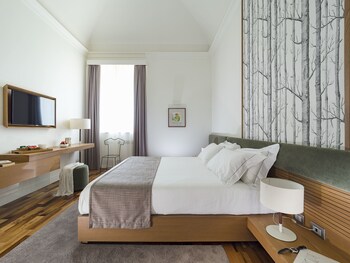 Relais San Giuliano Guestroom