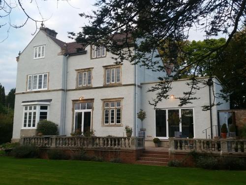 Blaisdon House B&b (بلیسدون هاوس ب&ب) 