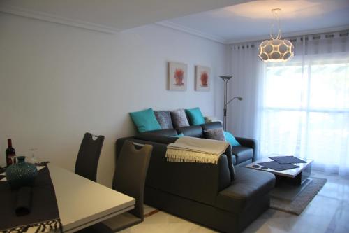 Bonito Apartamento En Nueva Andalucia 