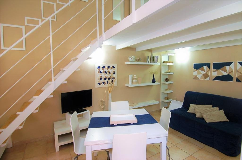 Virna House 