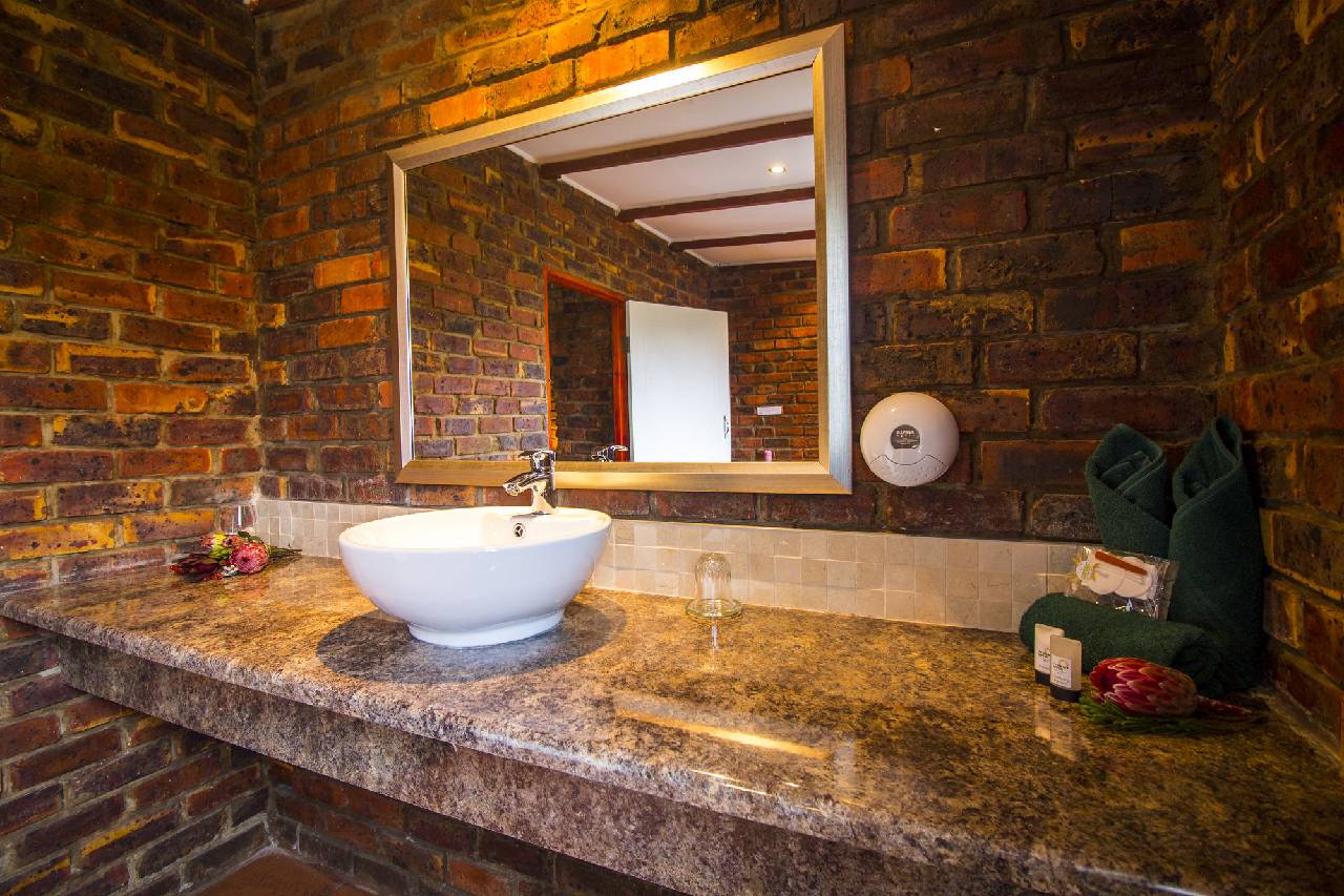 Storms River Guest Lodge 