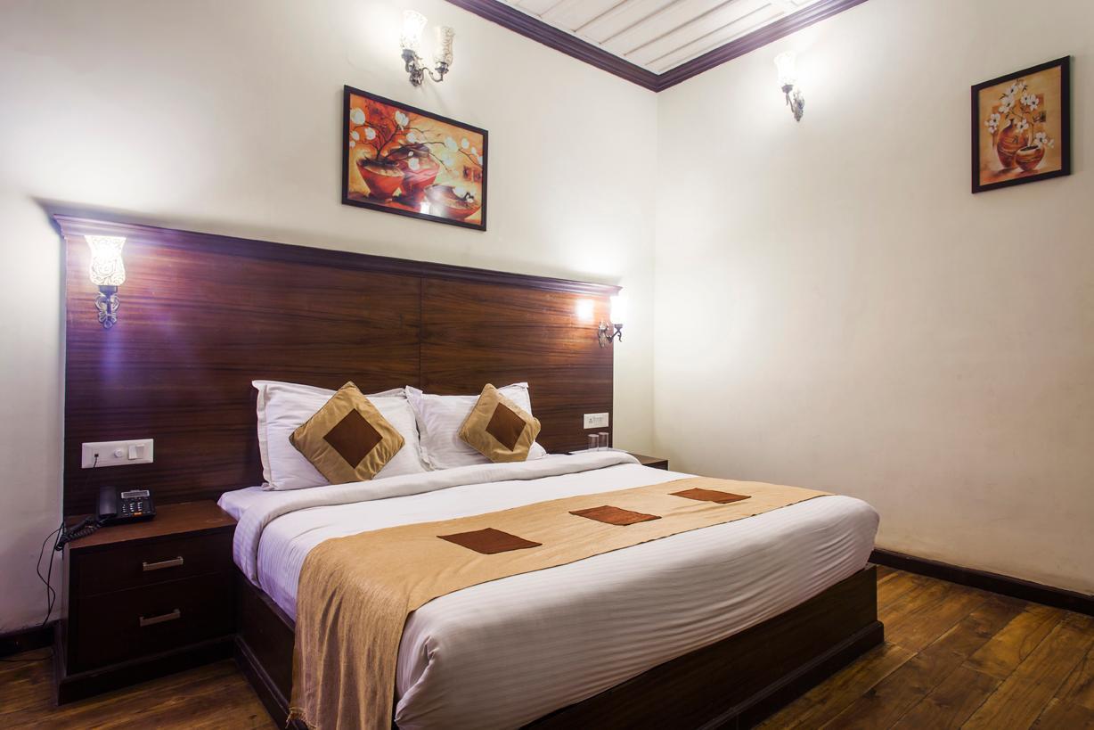 Oyo 11839 Hotel Paradise Mansion 