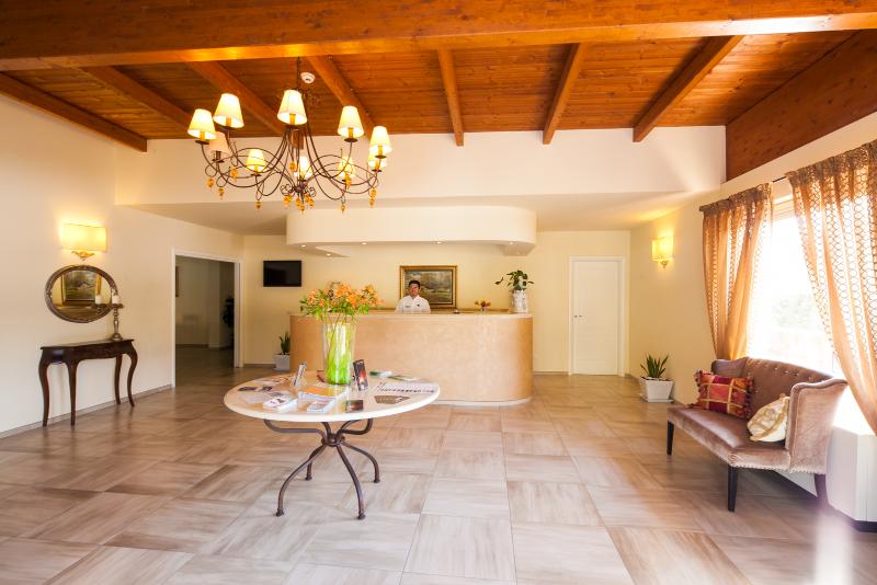 Alcantara Resort Lobby