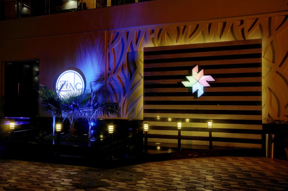 Hotel Chirag Exterior