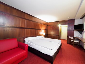Hotel Piandineve (هتل پیاندینو) Guestroom