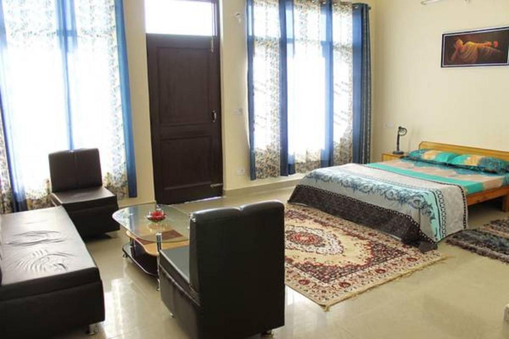 Ram Yoga House 