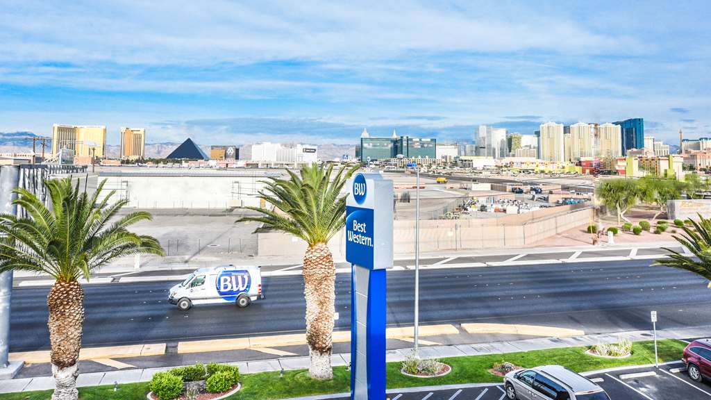 Best Western Mccarran Inn Hotel Exterior
