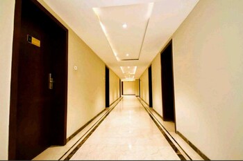 Shanti Clarks Inn Suites Hallway