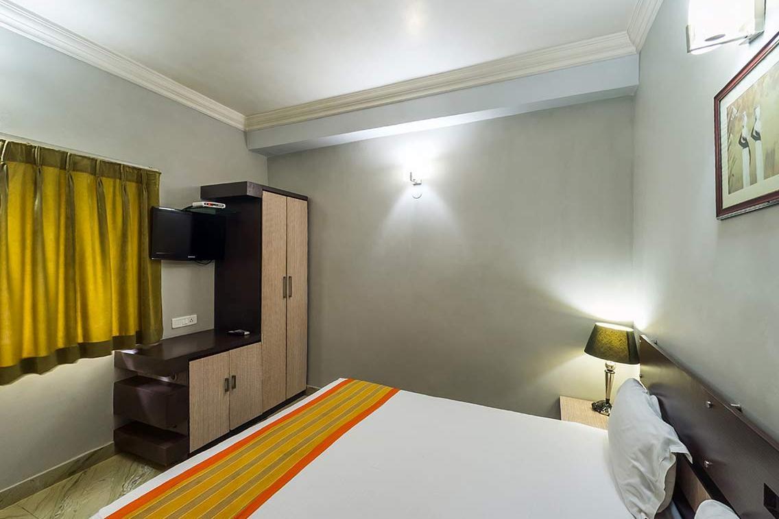 Oyo 3063 Crystal Residency 