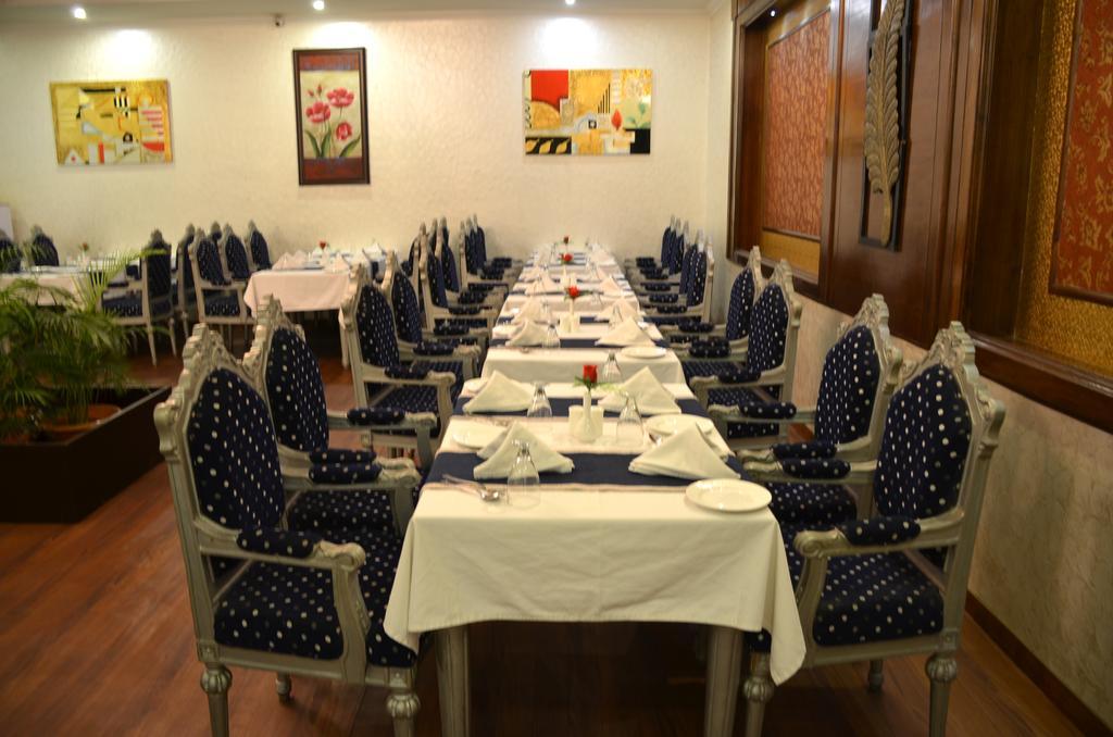 Deventure Hotel 