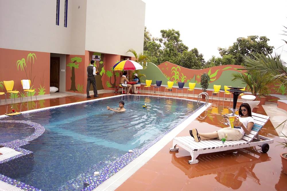 Nila Palace Kollam Outdoor Pool