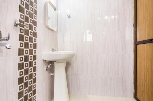1 Br Boutique Stay In Calangute North Goa By Guesthouser 