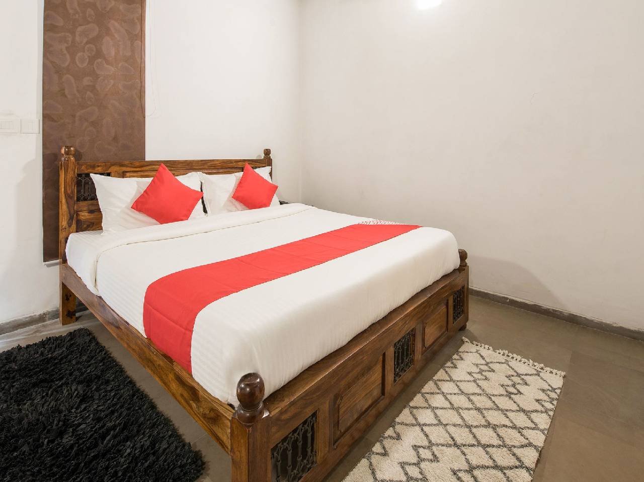 Capital O 15942 Anting Villa Hotel 