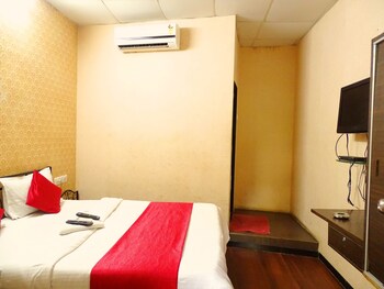 Star Residency Guestroom