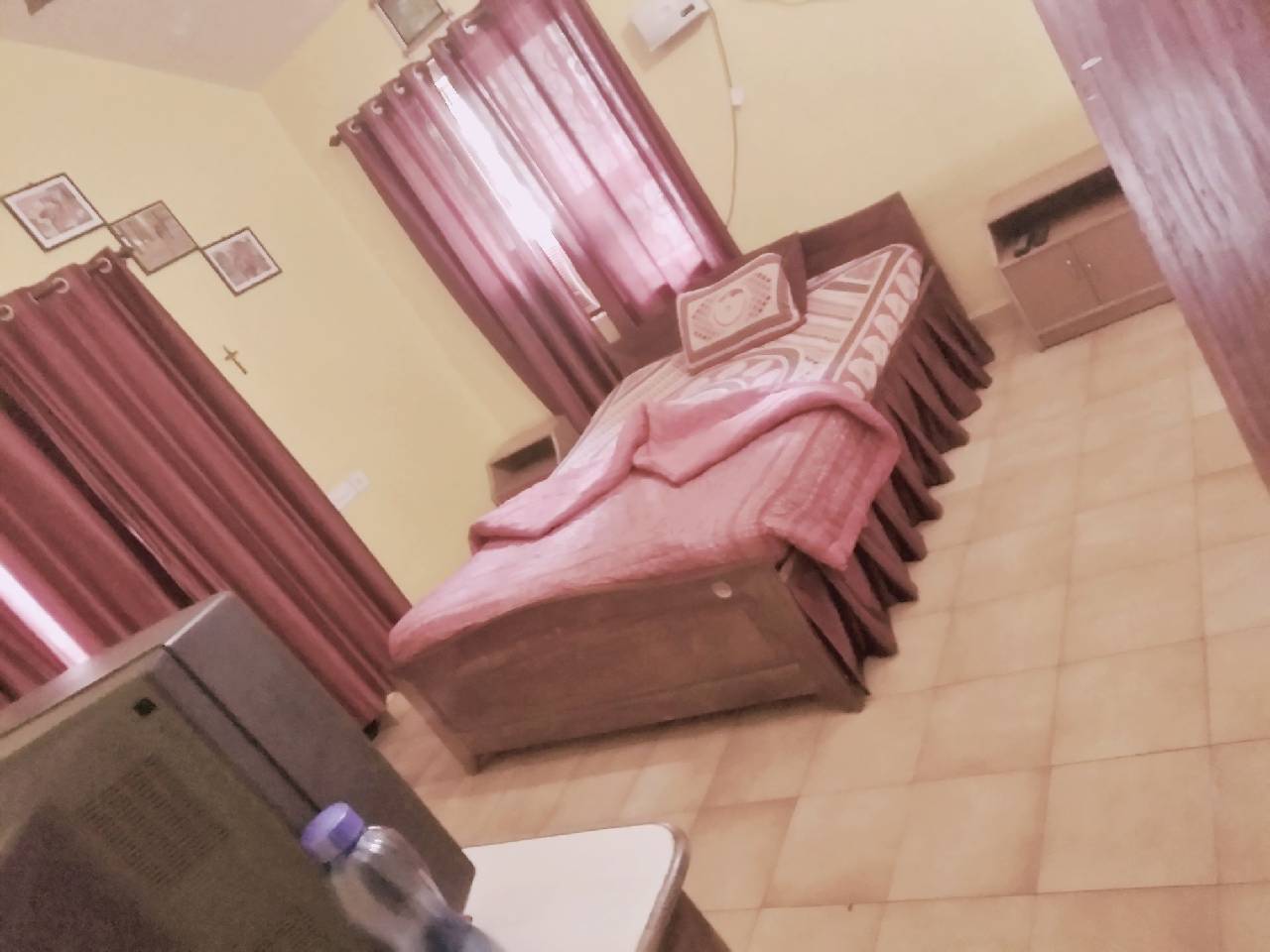 Jes Guest House (جس گست هاوس) 