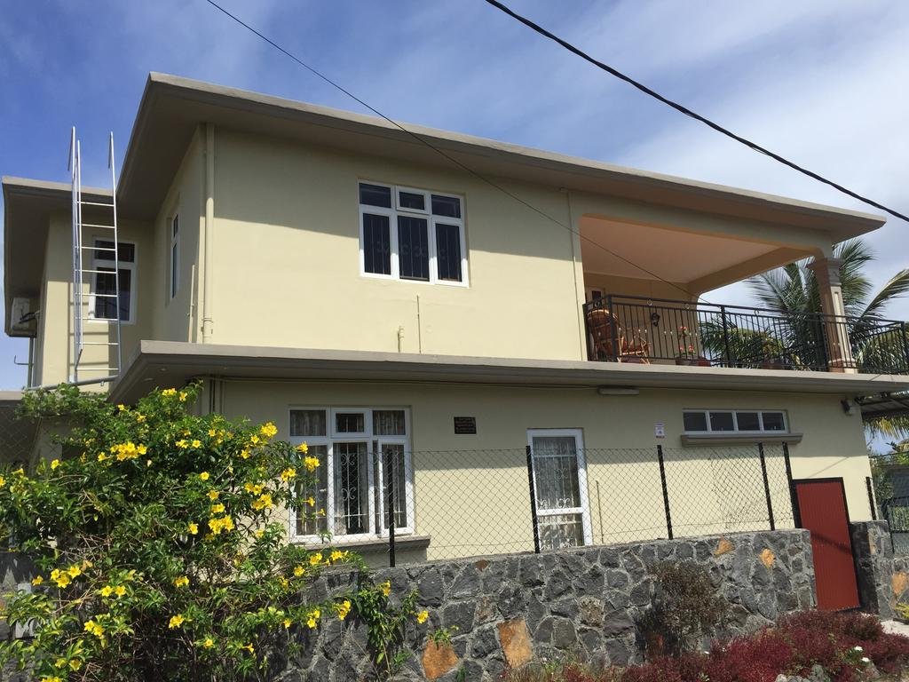 La Gaulette Guesthouse Special Deals and Offers Book Now!