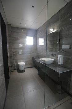 Hotel Radiance 