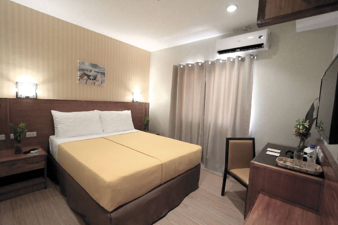 Coron Soleil Express Hotel (كورون سولیل اکسپرس هتل) 