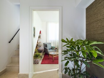 Relais San Giuliano Guestroom