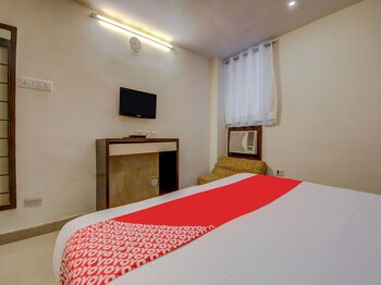 Oyo 3465 Hotel Pearl Guestroom