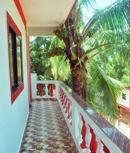 Calangute Beach Side Hotel 
