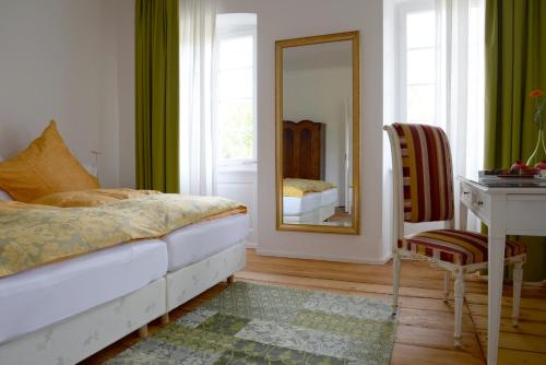 Alte Apotheke Bed & Breakfast 
