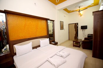 Hotel Midtown Guestroom