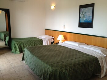 Hotel Ambrosio La Corte Guestroom