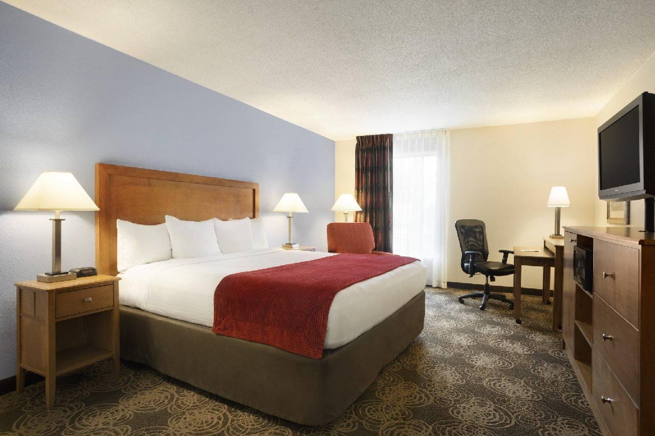 Red Lion Hotel Houston Intercontinental Airport 