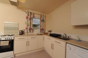 Croyde Bay Holiday Resort (كروید بی هالیدی ریزورت) In-Room Kitchen