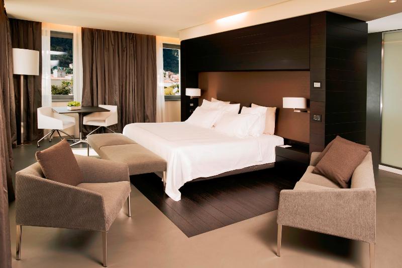 Lido Palace Room