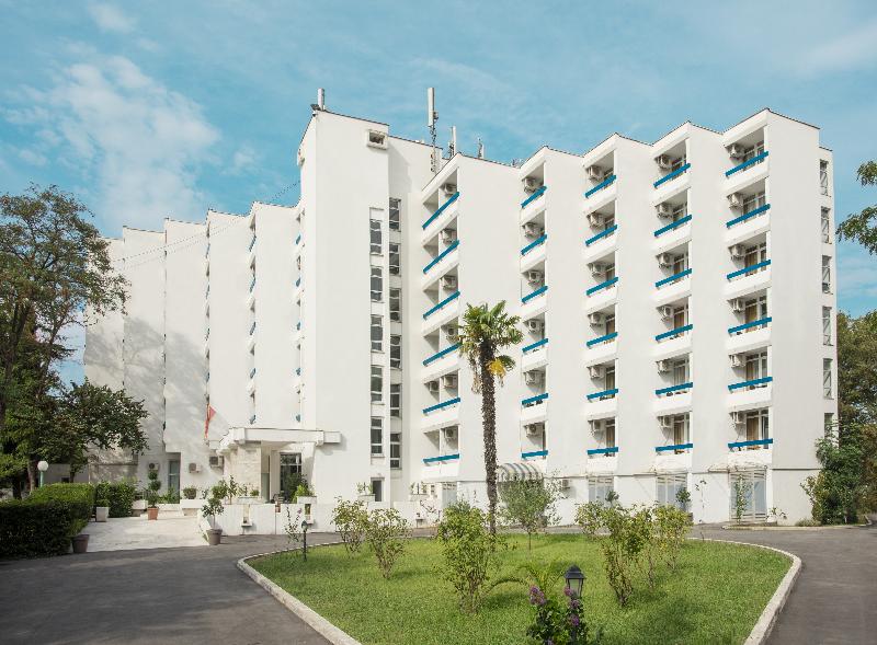 The Long Beach Hotel Montenegro General view