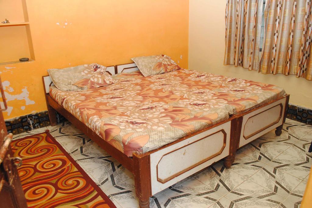 Hotel Hilltop Pushkar 