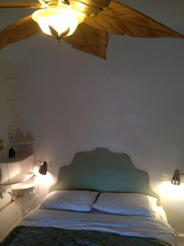 Herbivorian House Guestroom